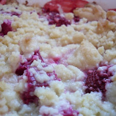 Strawberry Rhubarb Super Crumble