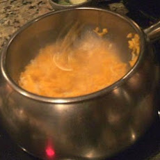 Hot Cheese Fondue