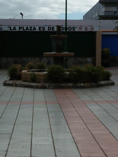 Fuente Plaza Casas Nuevas