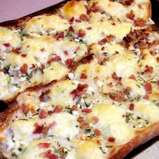 Garlic Bread With Bacon Bits, Rosemary and Creamy Brie