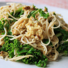 Stir-Fried Rice Noodles with Eggs and Greens
