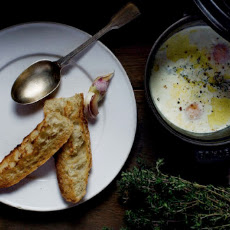 Eggs en Cocotte with Cream, Garlic & Thyme
