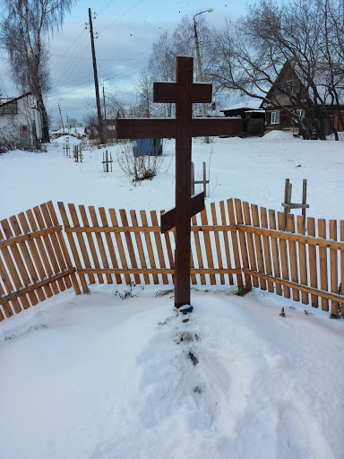Крест у Напольной школы