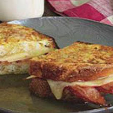 Apple, Cheddar and Bacon Monte Cristos