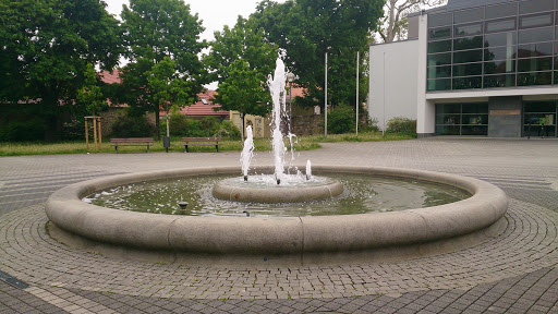 Springbrunnen Theaterplatz