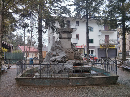 Fontana Piazza Misasi