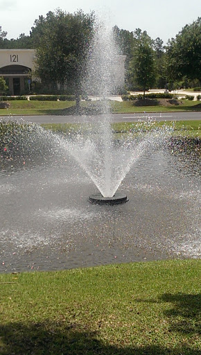 Lakeview East Fountain