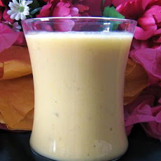 Peachy Banana Smoothie