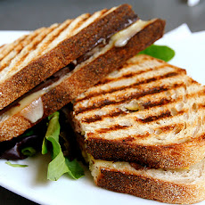 Roast Beef Panini With Horseradish Mayo