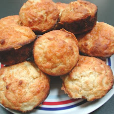 Cheesy Mashed Potato Muffins