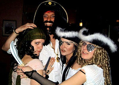 [4 divna pirata[4].jpg]