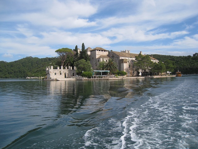 [MLJET 650[3].jpg]