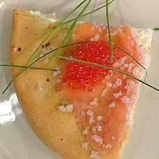 Smoked Salmon and Goat Cheese Pizza Bites