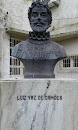 Estátua de Luiz Vaz De Camões