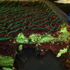 St. Patrick's Chocolate & Mint Cheesecake Bars