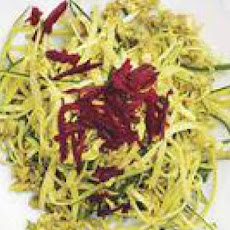 Zucchini Linguine with Curried Cashew Pesto