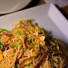 Chicken Noodle Stir-Fry