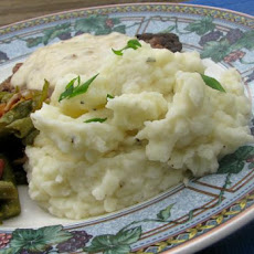 (Chive) Goat Cheese Mashed Potatoes