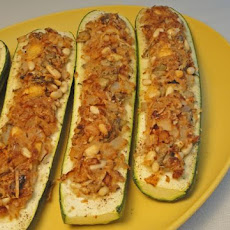 Stuffed Zucchini With Cheesy Breadcrumbs