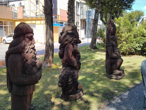 Three Dwarves