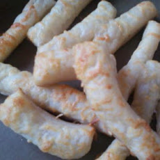 Littlemafia's Savory Cheese Sticks
