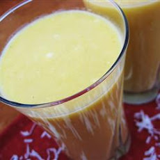 Mango-Pineapple Smoothie