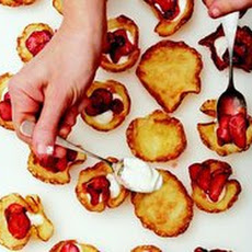 Quickie Strawberry Tartlets