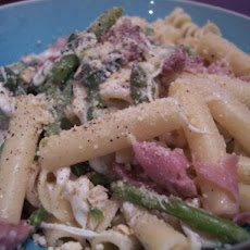 Ziti With Asparagus, Smoked Mozzarella and Prosciutto