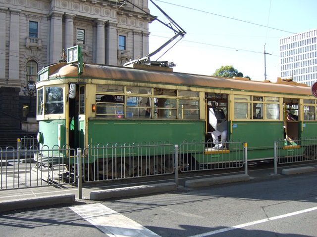 [2008_0805melbourne0110[2].jpg]