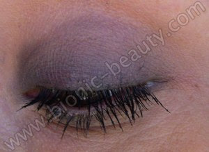 Classic hollywood halloween makeup look