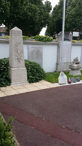 Monument aux Morts de Petit Quevilly