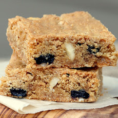 Crispy Cream Blueberry Blondies With Macadamia Nuts