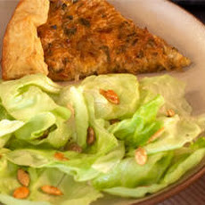 Butter Lettuce and Pumpkin Seed Salad Recipe