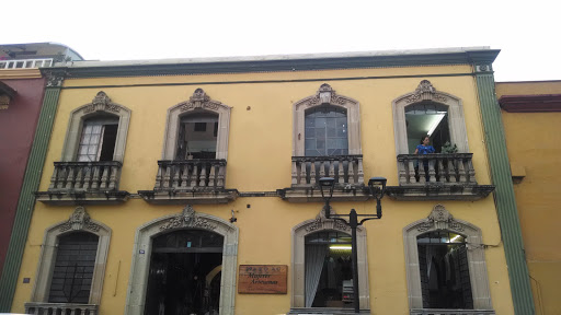 Casa De Las Mujeres Artesanas