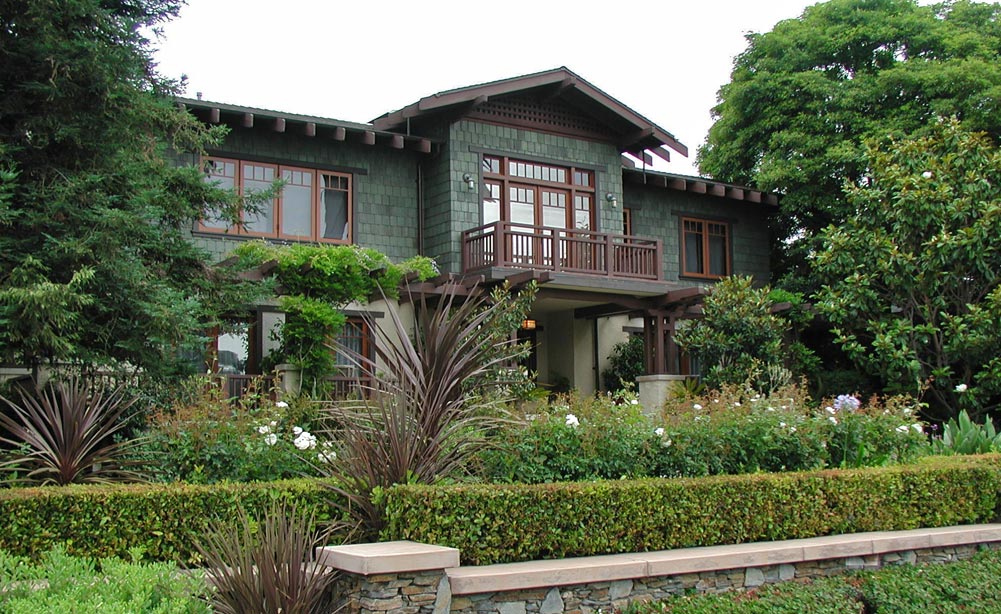 Hotchkiss and Assoc Landscape Contracting Inc. HOME