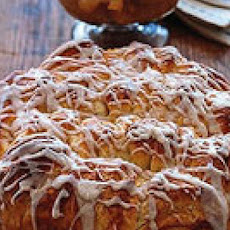 Cinnamon Sweet Rolls with Apple Mash