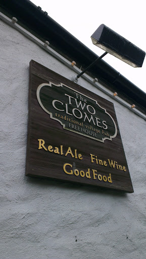 The Two Clomes Pub