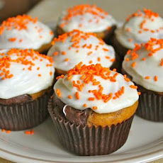 Gluten-Free Chocolate Pumpkin Marble Cupcakes