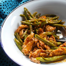 Chicken Red Curry Stir-Fry with Green Beans