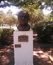 Busto Sarmiento