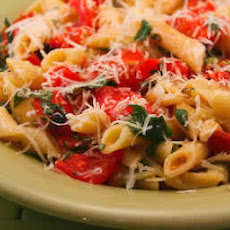 No-Cook Pasta Sauce with Fresh Tomatoes, Basil and Thyme