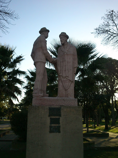 Monumento Al Inmigrante
