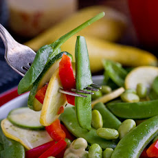 Raw Vegetable Salad with Creamy Italian Dressing