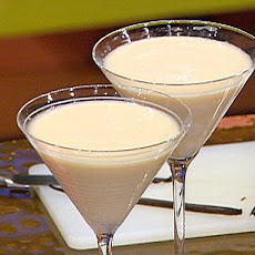 Vodka-Vanilla Kiss-Me-Tini