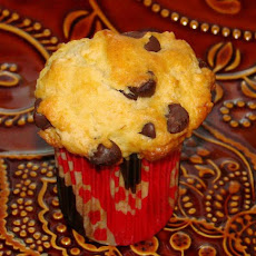 Basic Chocolate Chip Muffins