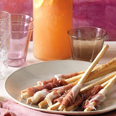 Prosciutto-Wrapped Breadsticks