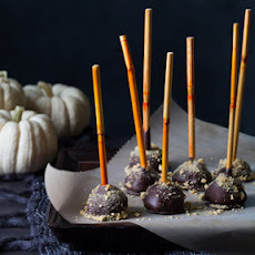 Chocolate-Covered Pumpkin Cheesecake Pops