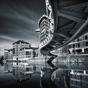 Valentines Bridge by Nick Holland - Buildings & Architecture Bridges & Suspended Structures ( black and white )