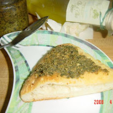 Garlic Pesto Spread