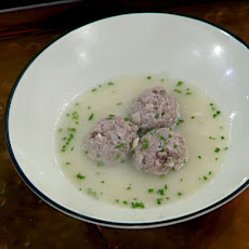 Meatballs in Egg and Lemon Broth: Youvarlakia Avgolemono